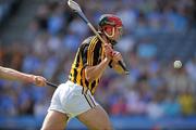 3 July 2011; Eoin Larkin, Kilkenny, scores his side's first goal. Leinster GAA Hurling Senior Championship Final, Kilkenny v Dublin, Croke Park, Dublin. Picture credit: David Maher / SPORTSFILE