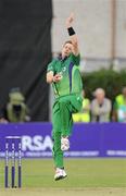 25 August 2011; Ireland's Boyd Rankin bowls against England. RSA Challenge ODI, Ireland v England, Clontarf Cricket Club, Clontarf, Dublin. Picture credit: Pat Murphy / SPORTSFILE