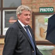 25 April 2012; Former Sunderland FC manager Steve Bruce arrives ahead of the second day of the Punchestown Racing Festival. Punchestown Racecourse, Punchestown, Co. Kildare. Picture credit: Barry Cregg / SPORTSFILE
