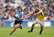 1 July 2012; Kevin McManamon, Dublin, in action against Lee Chin, Wexford. Leinster GAA Football Senior Championship Semi-Final, Dublin v Wexford, Croke Park, Dublin. Picture credit: Ray McManus / SPORTSFILE