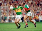 28 September 1997; Darragh O Sé of Kerry in action against Colm McMenamon of Mayo during GAA Football All-Ireland Senior Championship Final match between Kerry and Mayo at Croke Park in Dublin. Photo by Brendan Moran/Sportsfile