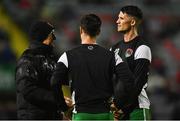 13 October 2017; Cork City manager John Caulfield speaking with Shane Griffin of Cork City ahead of the SSE Airtricity League Premier Division match between Bohemians and Cork City at Dalymount Park in Dublin. Photo by Eóin Noonan/Sportsfile