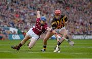 30 September 2012; Cyril Donnellan, Galway, in action against Cillian Buckley, Kilkenny. GAA Hurling All-Ireland Senior Championship Final Replay, Kilkenny v Galway, Croke Park, Dublin. Picture credit: Stephen McCarthy / SPORTSFILE