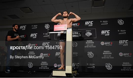 UFC 229 - Weigh Ins