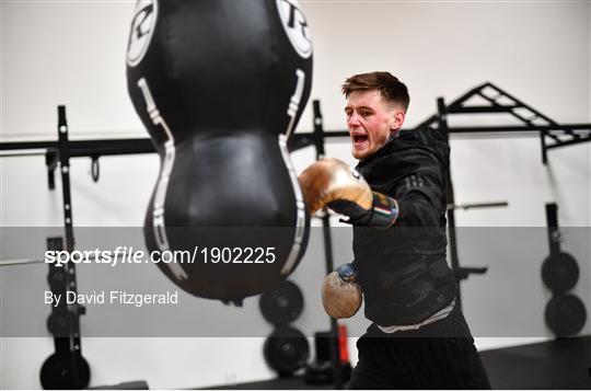 Boxer Gary Cully Training Session