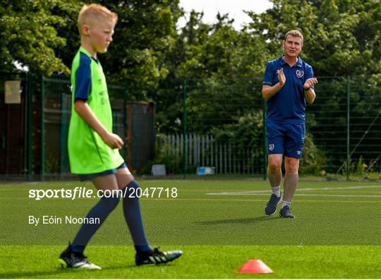 INTERSPORT Elverys Summer Soccer Schools - Stephen Kenny Visit