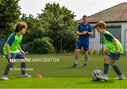 INTERSPORT Elverys Summer Soccer Schools - Stephen Kenny Visit