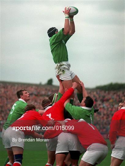 Ireland v Wales - Five Nations Rugby Championship 1998