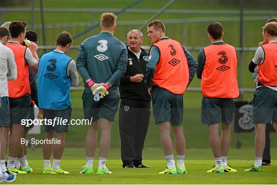 Republic of Ireland Squad Training - Monday 7th October
