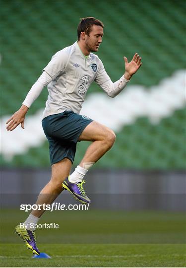 Republic of Ireland Squad Training - Monday 14th October