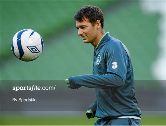 Republic of Ireland Squad Training - Monday 14th October