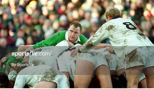 Ireland v England - Five Nations Rugby Championship 1995