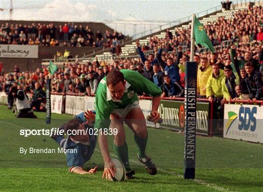 Ireland v Italy - Rugby International