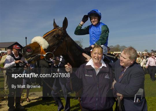 Punchestown Races Friday 28th April 2006