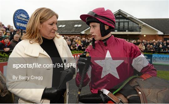 Horse Racing from Fairyhouse