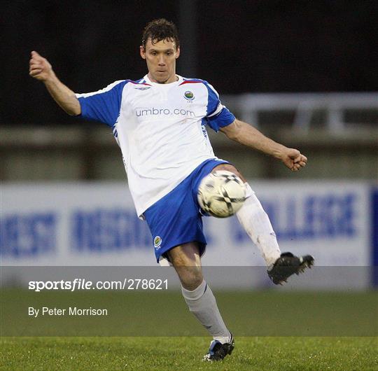 Institute v Linfield - Carnegie Premier League