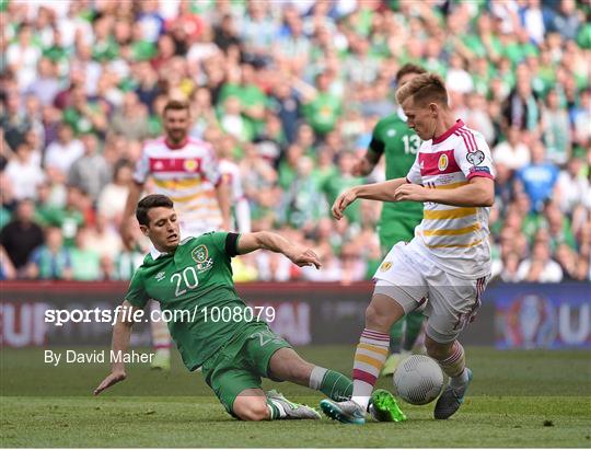 Republic of Ireland v Scotland - UEFA EURO 2016 Championship Qualifier - Group D