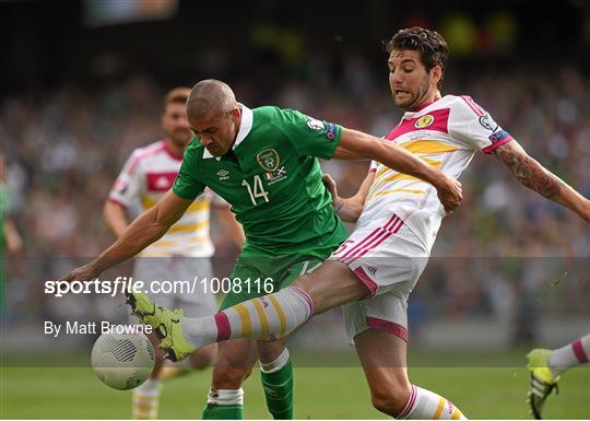 Republic of Ireland v Scotland - UEFA EURO 2016 Championship Qualifier - Group D