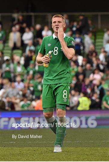 Republic of Ireland v Scotland - UEFA EURO 2016 Championship Qualifier - Group D