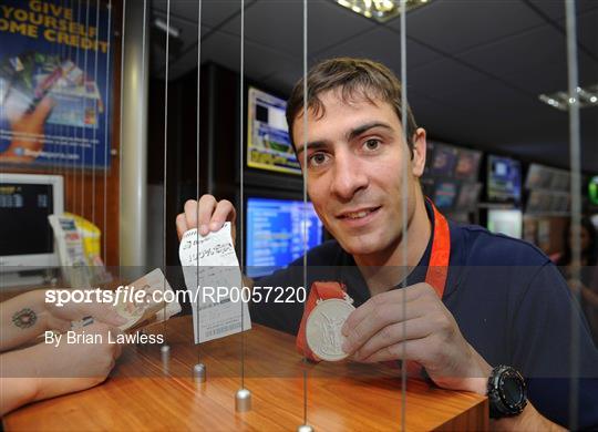 Olympic Silver Medalist Kenny Egan at Boylesports