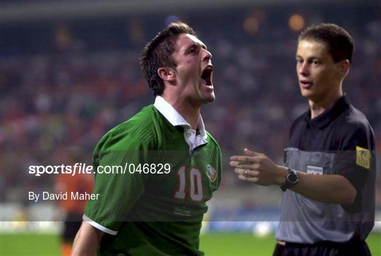 Netherlands v Republic of Ireland - FIFA World Cup 2002 Group 2 Qualifier