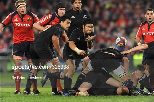 Munster v New Zealand  - Zurich Challenge Match