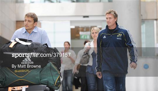 New Munster signing Jean de Villiers Arrives in Ireland