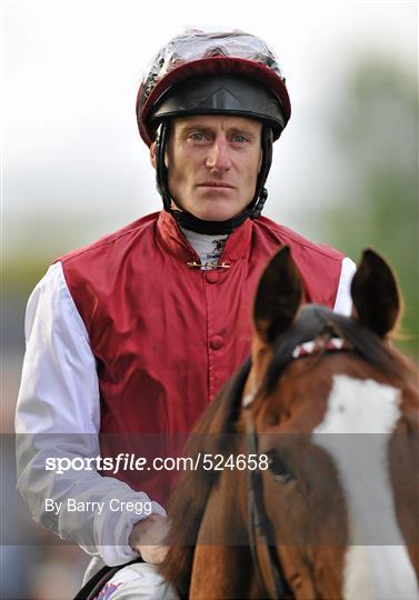 Horse Racing from Leopardstown