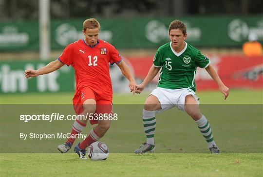 Czech Republic v Republic of Ireland - 2010/11 UEFA European Under-19 Championship - Group A