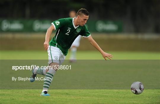 Czech Republic v Republic of Ireland - 2010/11 UEFA European Under-19 Championship - Group A