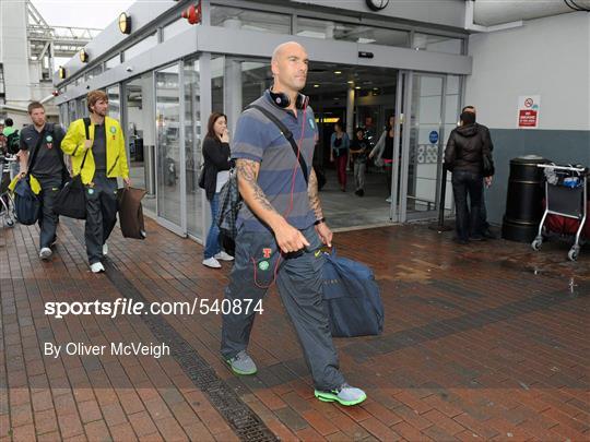 Glasgow Celtic Squad arrive ahead of Dublin Super Cup